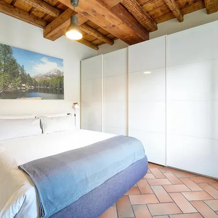 Casa Di Milo Apartment *